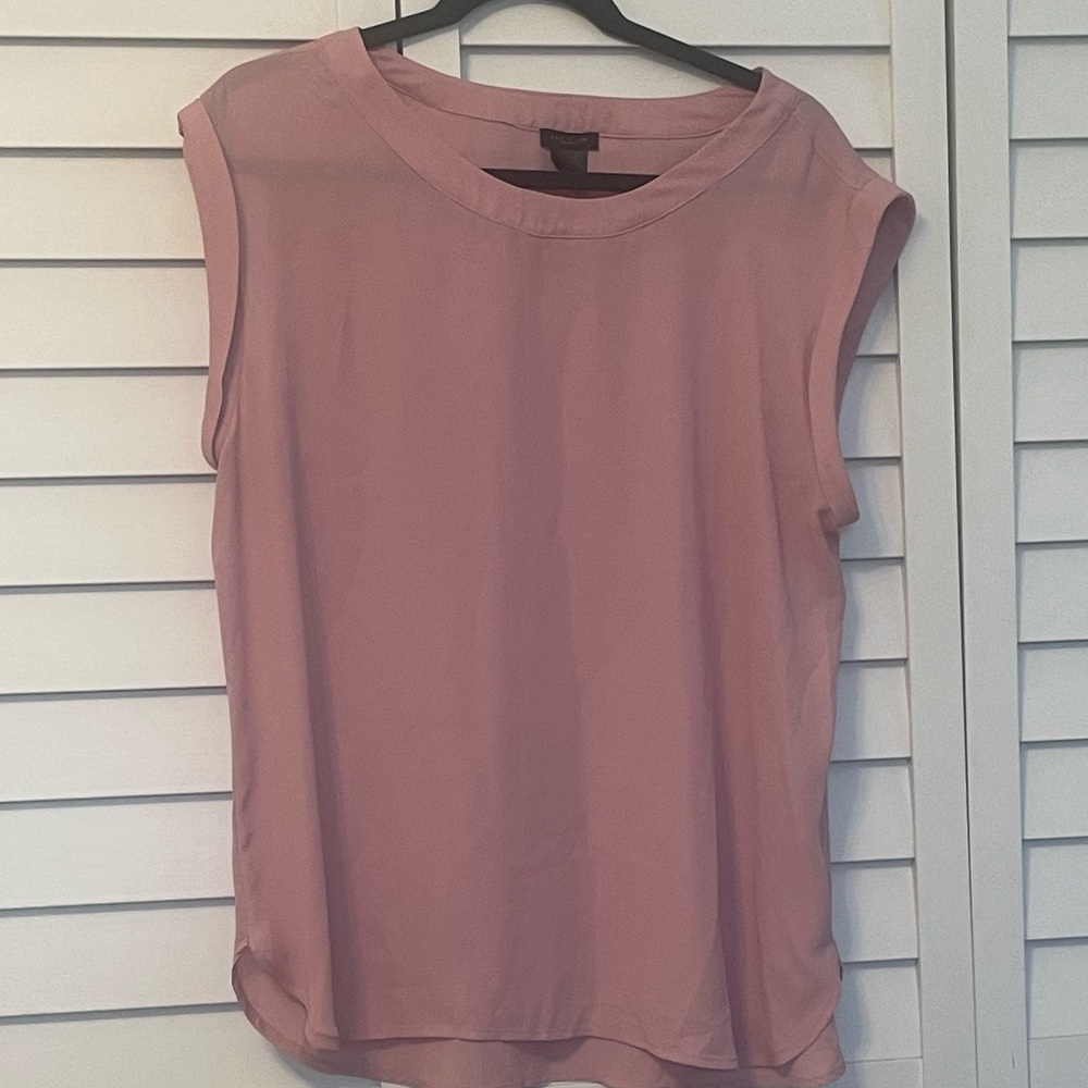 Ann Taylor Factory Blouse with round neck and cuffed sleeves.